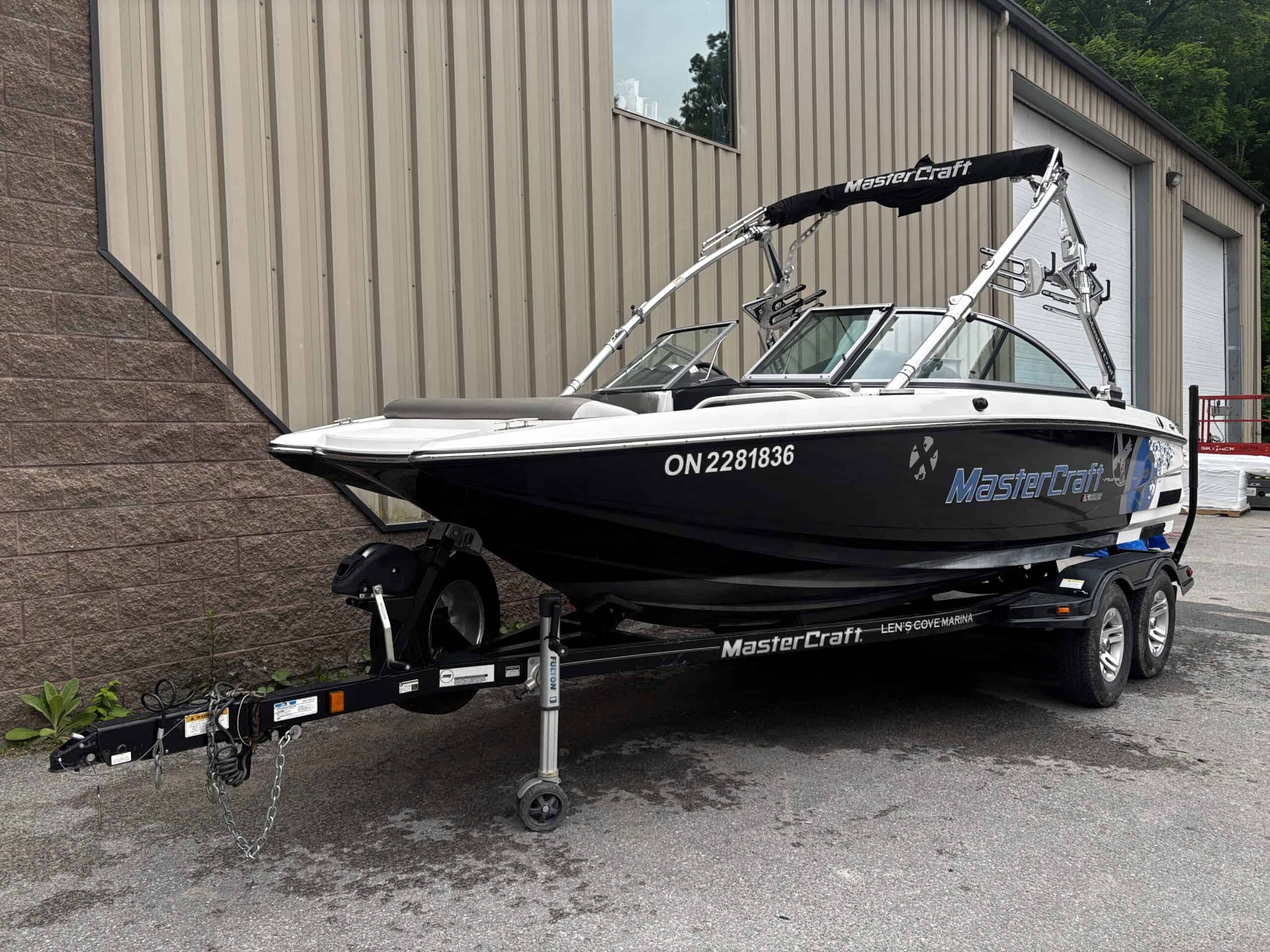 2009 MasterCraft X2