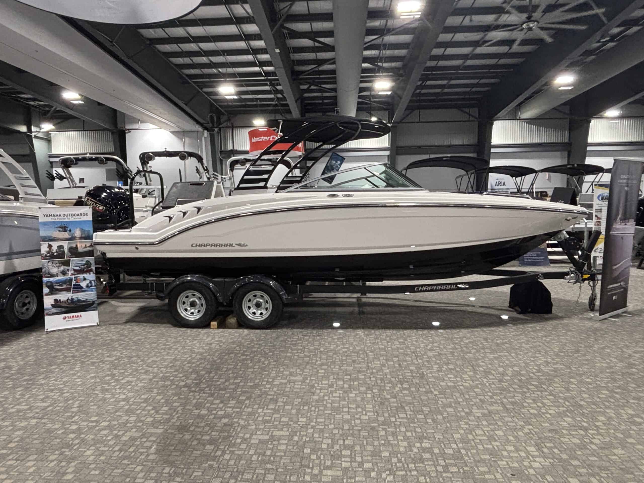 2024 Chaparral 23 SSi OB